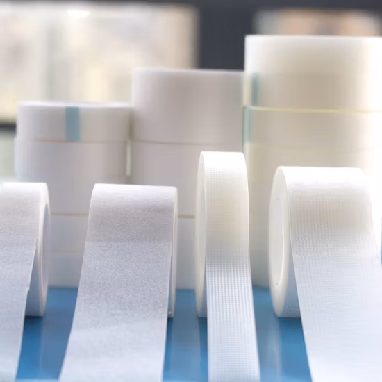 Einweg-/Schutz-/Labor-/Zahnmedizin-/Krankenhaus-/Chirurgie-ISO-zugelassenes antiallergisches chirurgisches Verbandpflaster aus Mikroporen-Vliesstoff aus medizinischem Papier