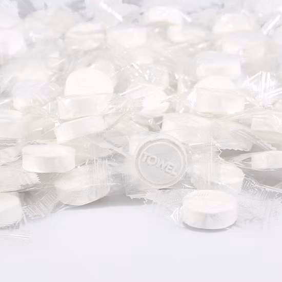 Tragbares komprimiertes Candy-Handtuch aus reiner Baumwolle mit Reinheitswasser-Gesichtsreinigung, Einweg-Gesichtshandtuch